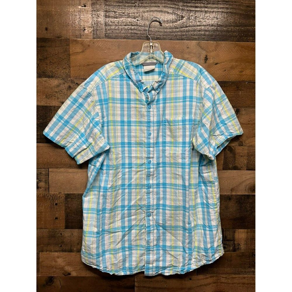 Columbia Men's Short Sleeve Button Up Size Large